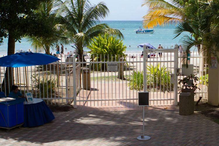 Esj Towers 2 Bd 2Bath Ocean View Apt Top Location Lux San Juan Bagian luar foto